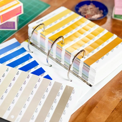 Цветовой справочник Pantone Solid Chips (Coated and Uncoated)